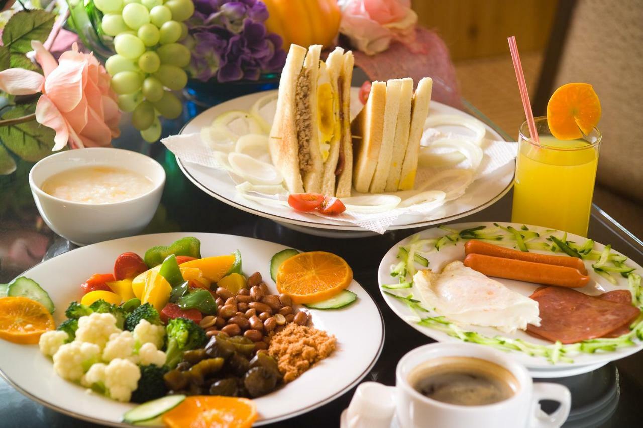 Chateau Motel Kaohsiung Bagian luar foto